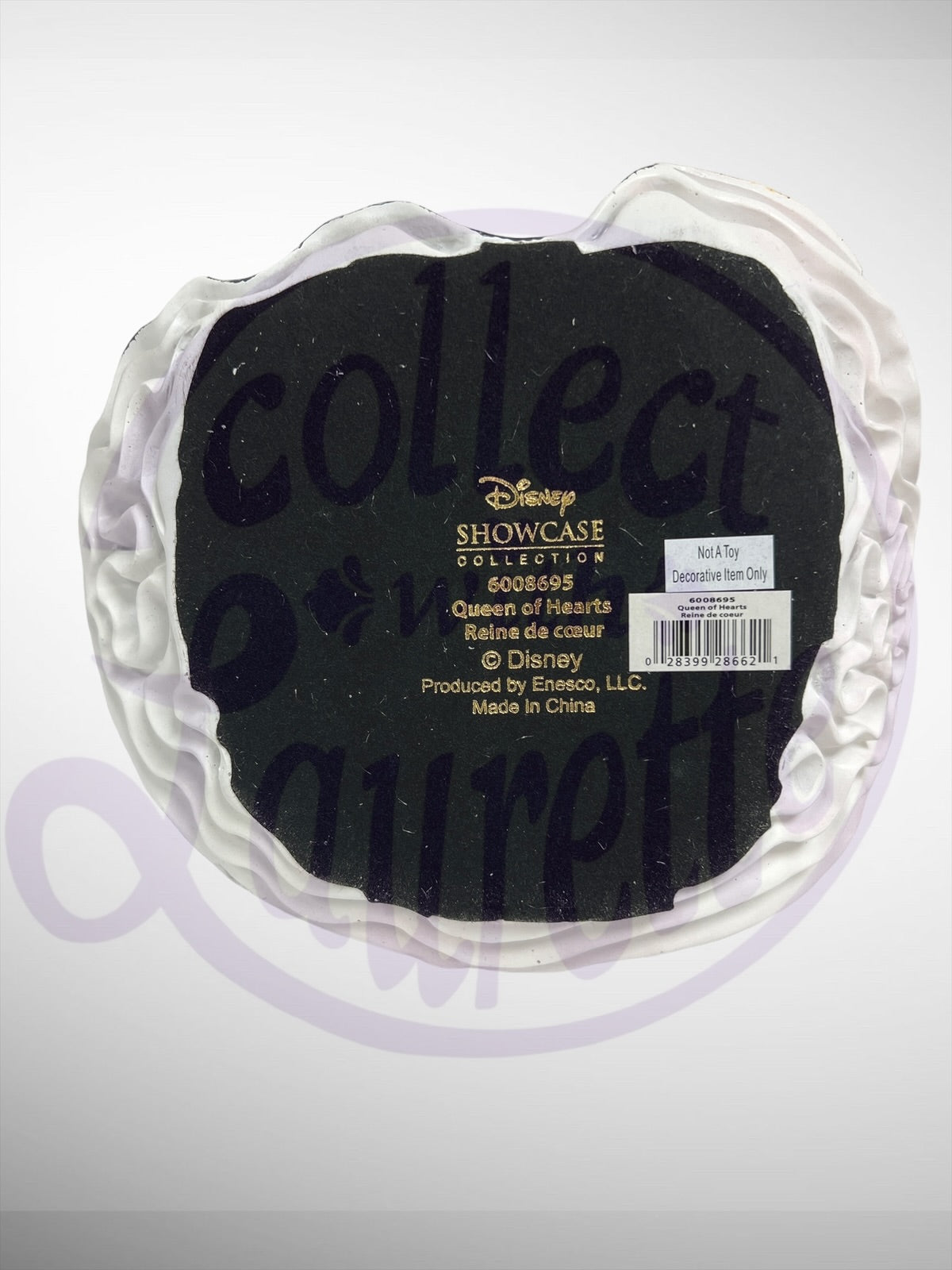 Disney Showcase Collection - Queen of Hearts Couture de Force Figurine